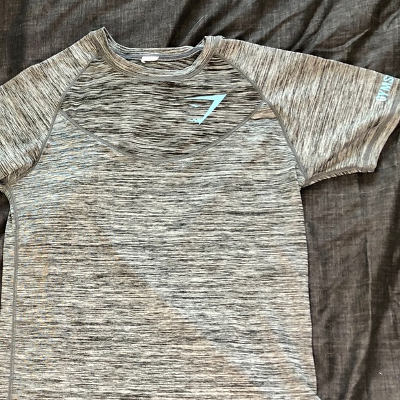 Gymshark Womens Grey Blue Lettering Workout Shirt - Picture 2 of 5